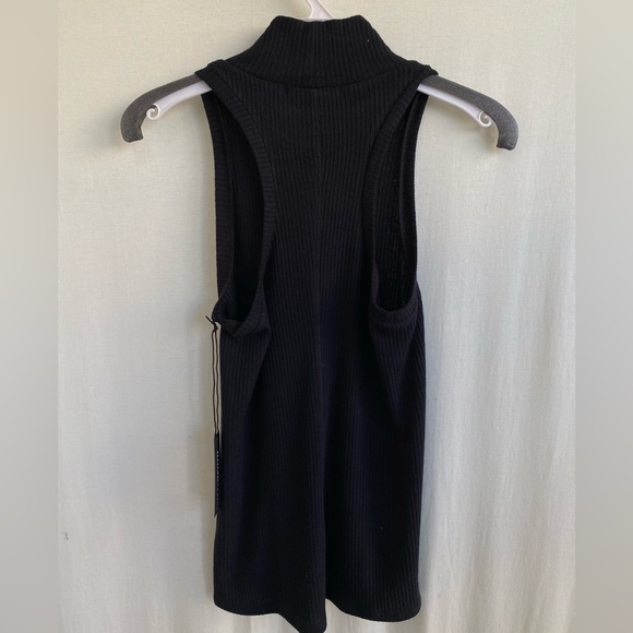 Ribbed turtleneck tank top - Picture 3 of 5